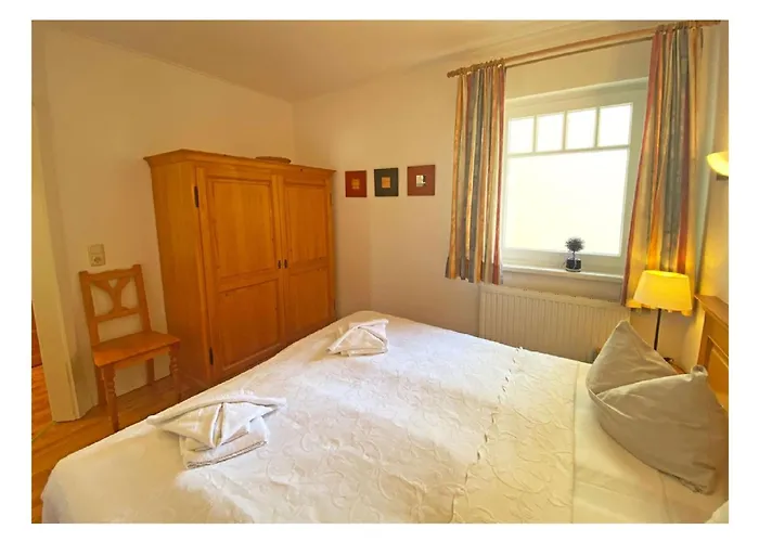 Apartmenthaus Sonnenburg 7 Апартаменты Кюлунгсборн